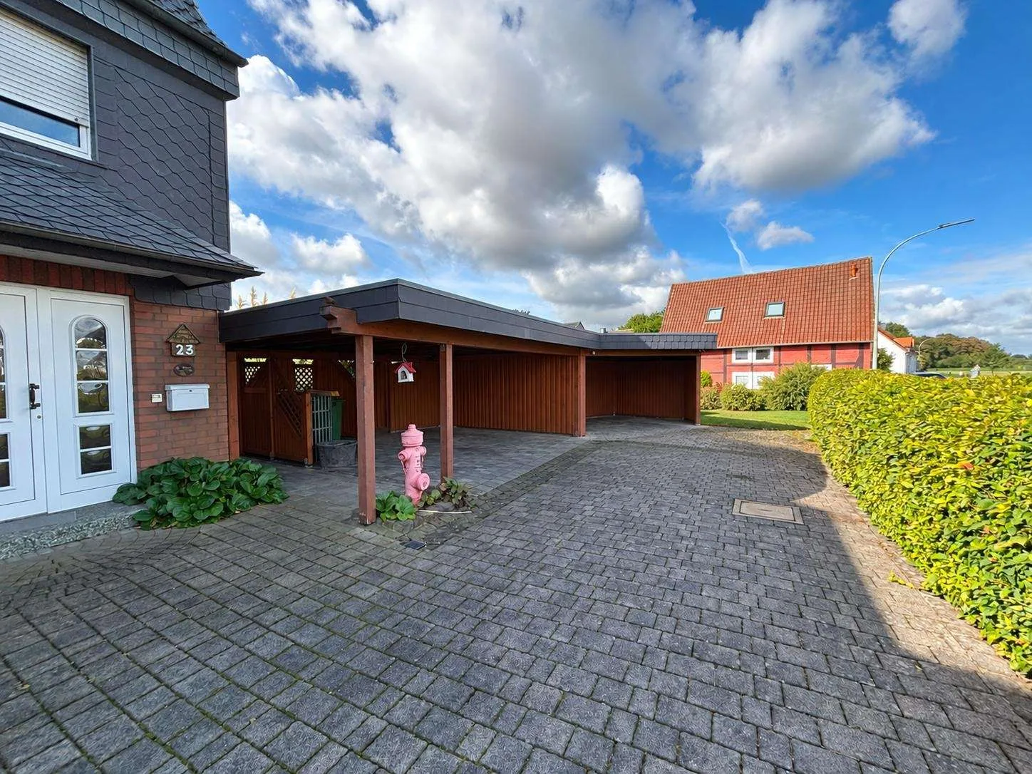 Mehrgenerationenhaus mit großem Grundstück in Soest Hattropholsen zu verkaufen! – Foto 1
