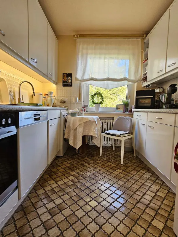 2-Zimmer-Wohnung mit Balkon, DG-Nutzfläche & Garage in gefragter Lage von Herford Herringhausen – Foto 2